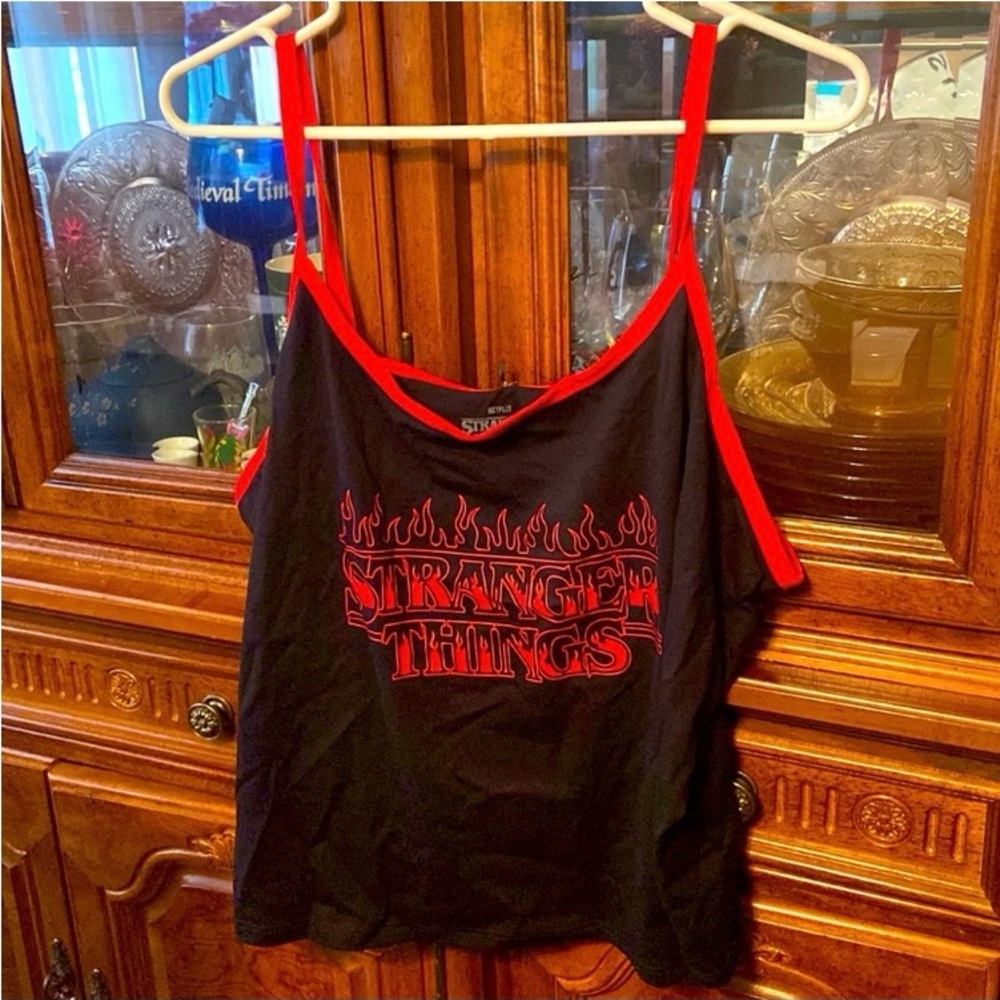 Hot Topic Red and Black Camisole Top